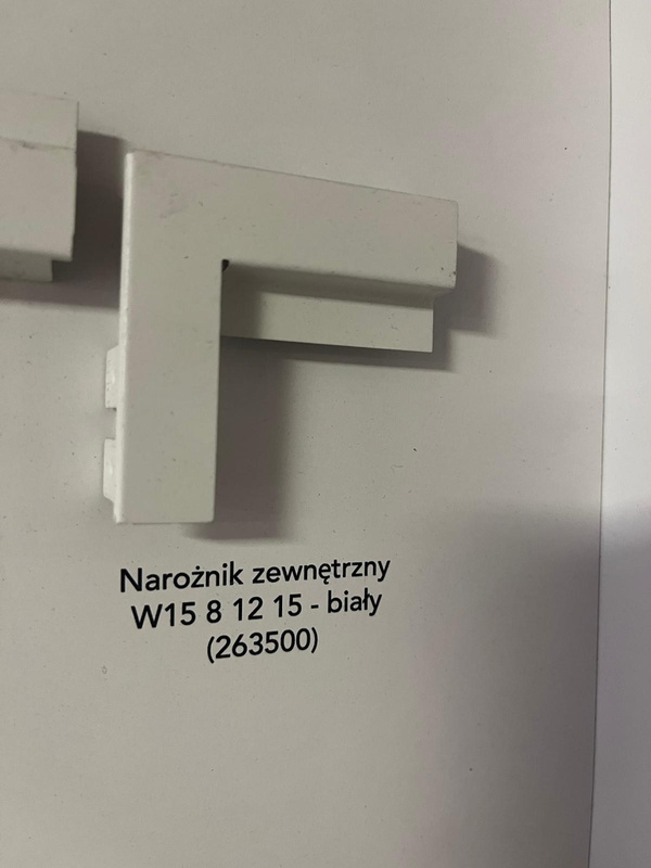 ROCKFON Narożnik zewnętrzny W15 8 12 15 001 50/C - biały nr 263500