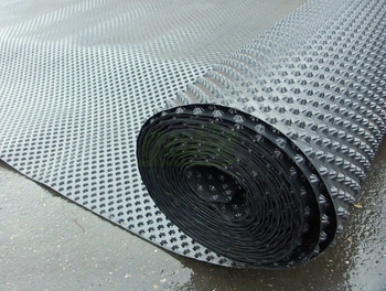 Mata kubełkowa GUTTABETA STAR – membrana fundamentowa pionowa 2,5 m x 20 m (50 m²)
